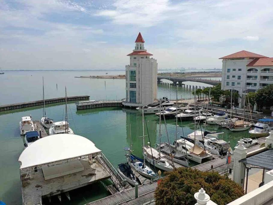 Perfect Marina Stay@Strait Quay /W Bathtub&Carpark Bagan Jermal Buitenkant foto